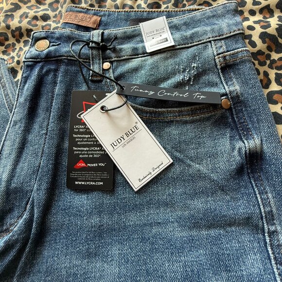 Judy Blue Jeans, 16W & 14W - Picture 4 of 9